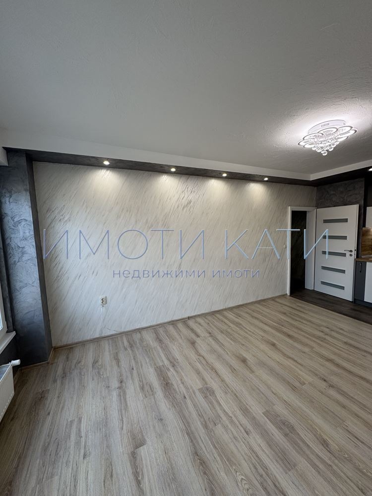 Zu verkaufen  1 Schlafzimmer Pernik , Moschino , 46 qm | 69000464 - Bild [3]