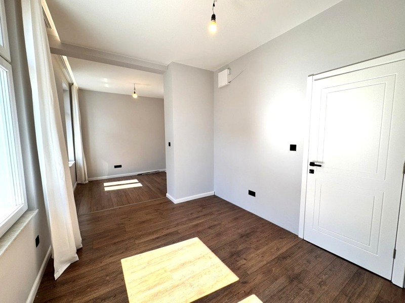 Te koop  2 slaapkamers Sofia , Tsentar , 96 m² | 12129837 - afbeelding [3]