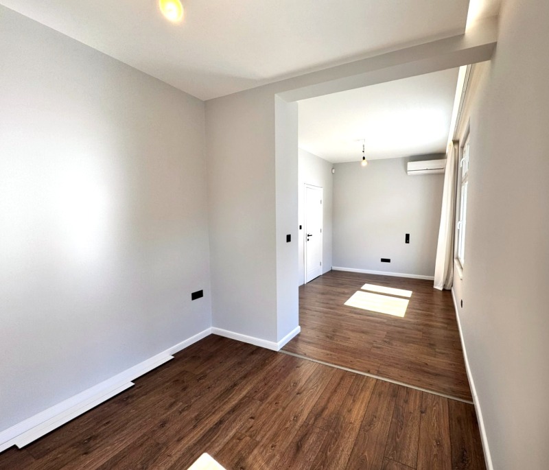 Te koop  2 slaapkamers Sofia , Tsentar , 96 m² | 12129837 - afbeelding [4]