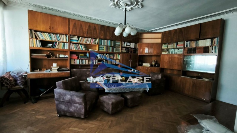 Продава  4-стаен град Шумен , Център , 125 кв.м | 17135096 - изображение [6]