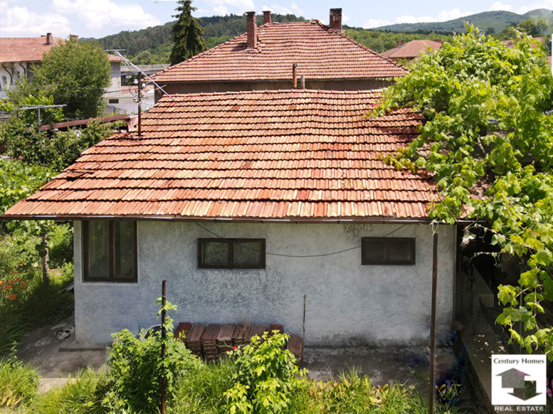 Продава КЪЩА в област Габрово, гр. Дряново - 50 кв.м / 14 000 € » 27 381.62 лв., СЕНТЧЪРИ ХОУМС