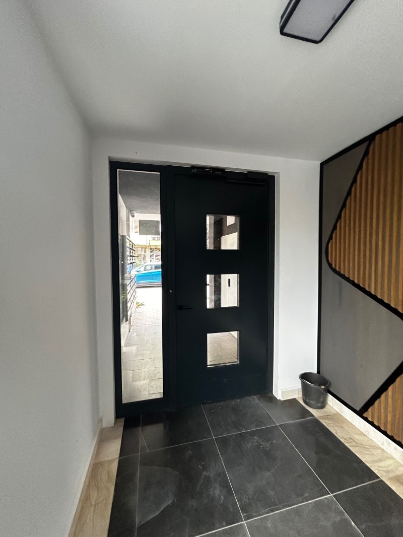 Продава 2-СТАЕН, гр. София, Полигона