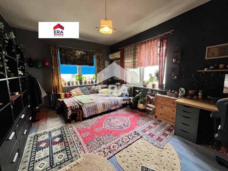 For Sale  2 bedroom Sofia , Oborishte , 95 sq.m | 32985645 - image [14]