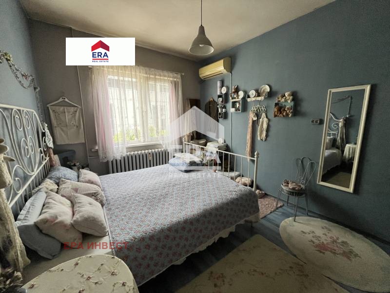 For Sale  2 bedroom Sofia , Oborishte , 95 sq.m | 32985645 - image [12]