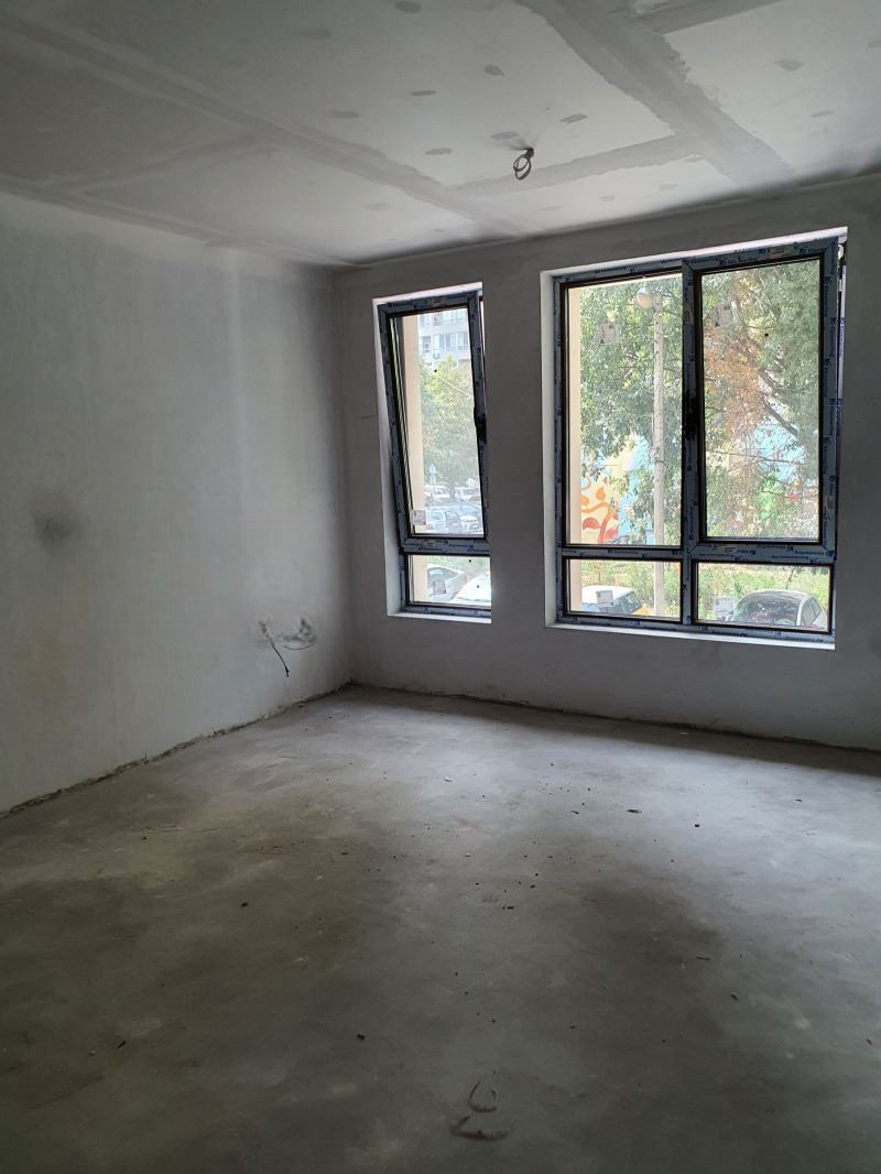 Myytävänä  2 makuuhuonetta Varna , Ljatno kino Trakija , 112 neliömetriä | 82201511 - kuva [3]