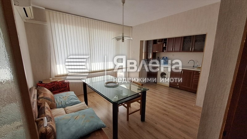 Продава ЕТАЖ ОТ КЪЩА, гр. Варна, Виница