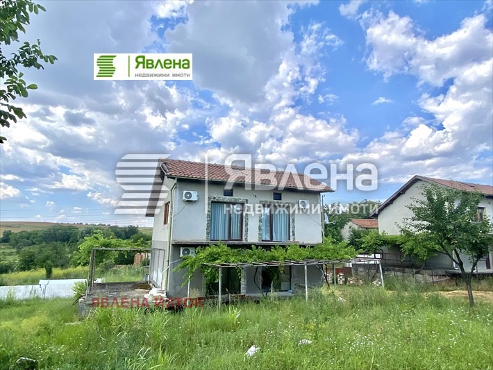 Продава КЪЩА, с. Радомирци, област Плевен, снимка 9 - Къщи - 48215542