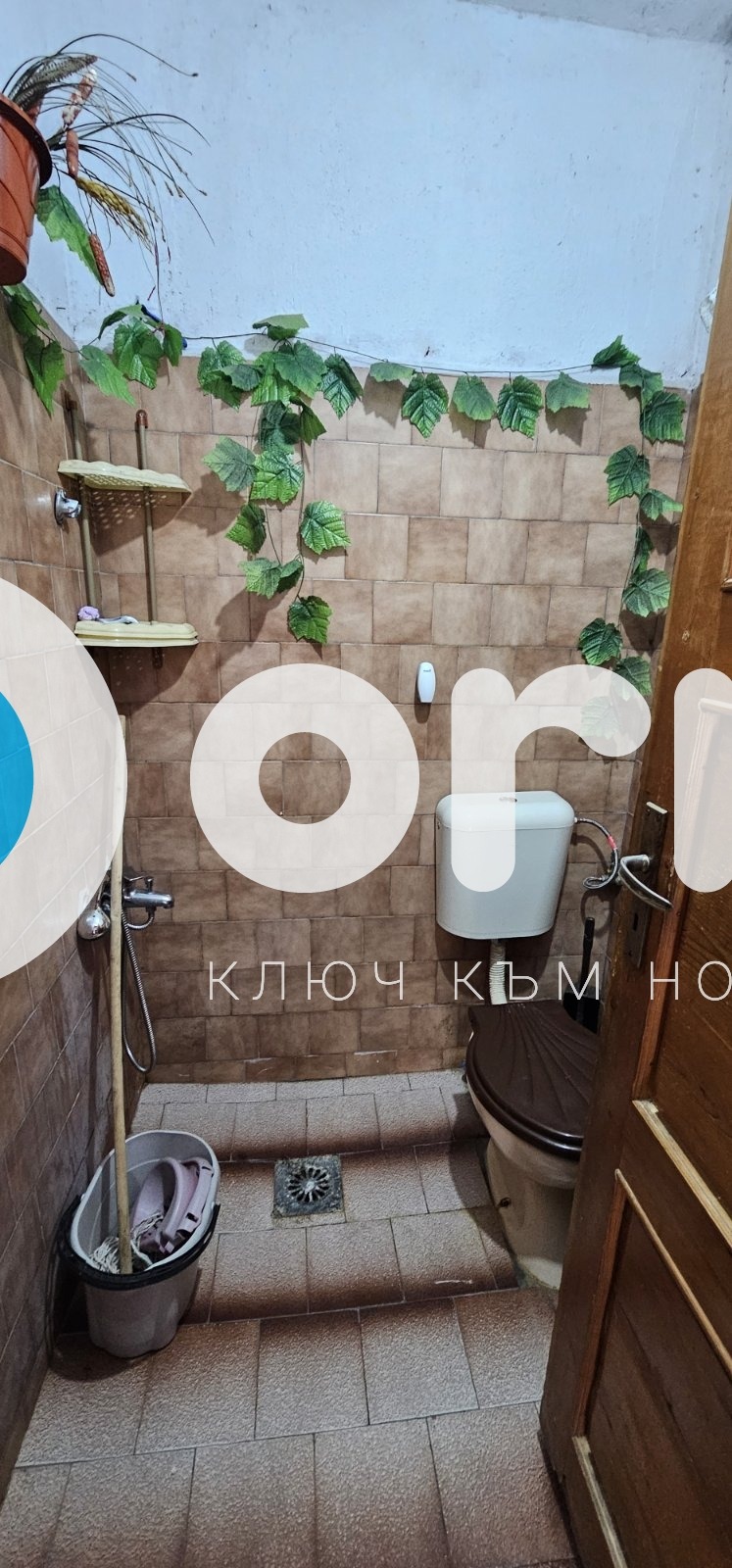 Продава КЪЩА, гр. Калофер, област Пловдив, снимка 11 - Къщи - 56516491