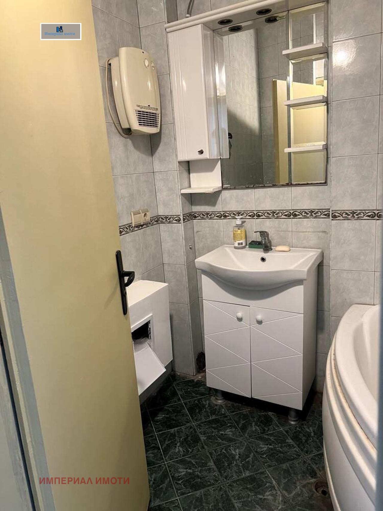 Продава 3-СТАЕН, гр. Пловдив, Кършияка, снимка 6 - Апартаменти - 56612670