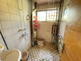 3 dormitoare Țentâr, Pernic 8