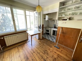 3 dormitoare Țentâr, Pernic 5