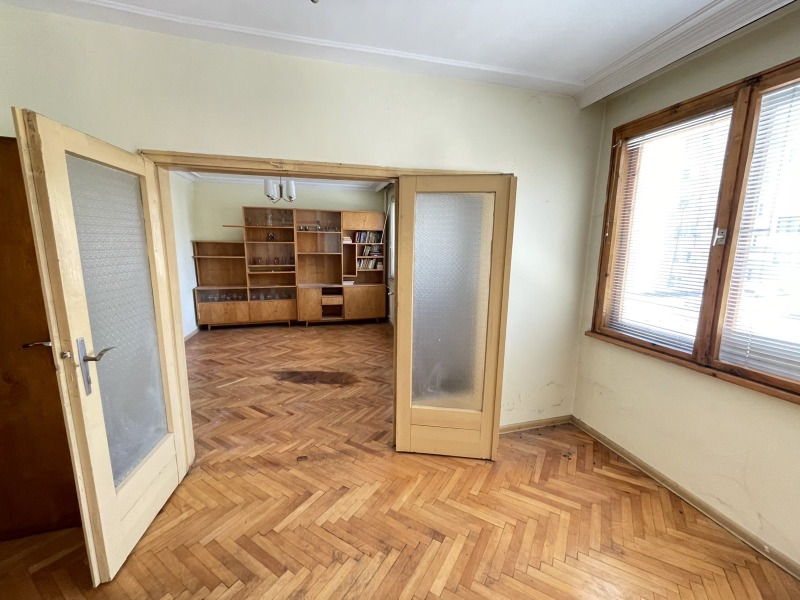 Myytävänä  3 makuuhuonetta Pernik , Tsentar , 95 neliömetriä | 32669864 - kuva [3]