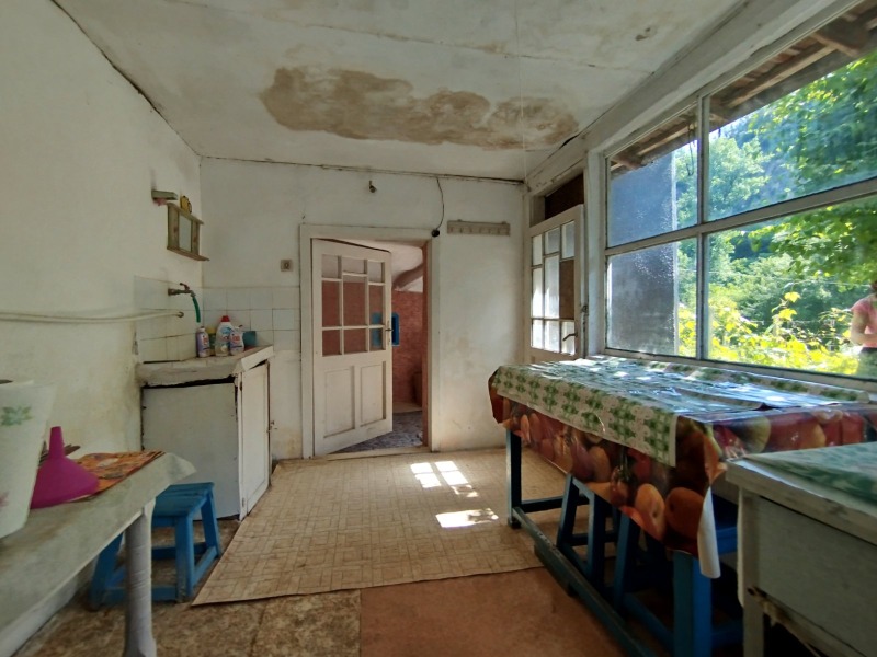 Продава  Къща област Русе , с. Нисово , 290 кв.м | 81052306 - изображение [4]