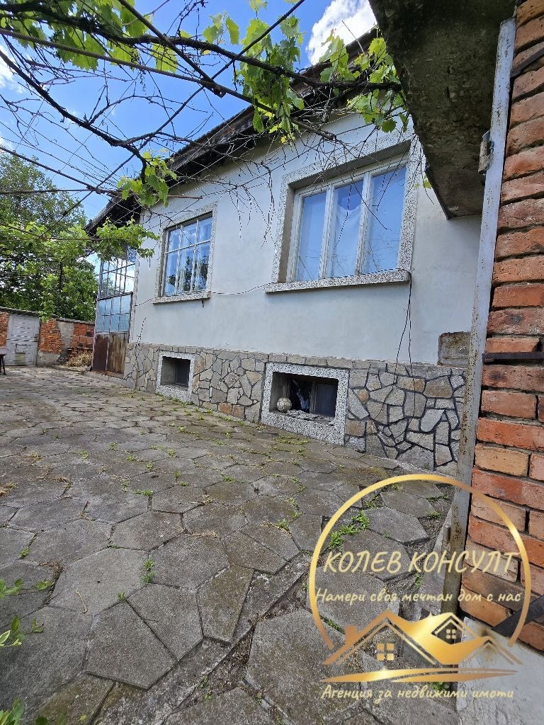 Продава КЪЩА, с. Обручище, област Стара Загора, снимка 2 - Къщи - 54744677