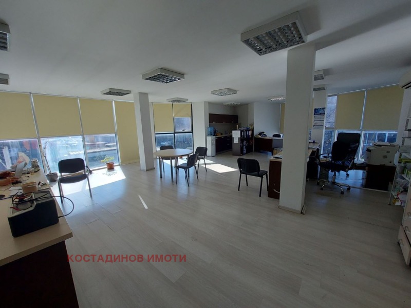 Продава СКЛАД, гр. Пловдив, Индустриална зона - Тракия, снимка 12 - Складове - 53257405