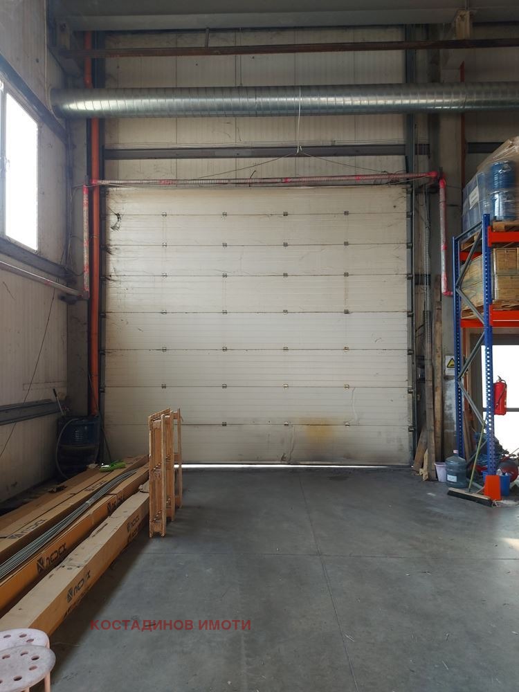 Продава СКЛАД, гр. Пловдив, Индустриална зона - Тракия, снимка 6 - Складове - 53257405