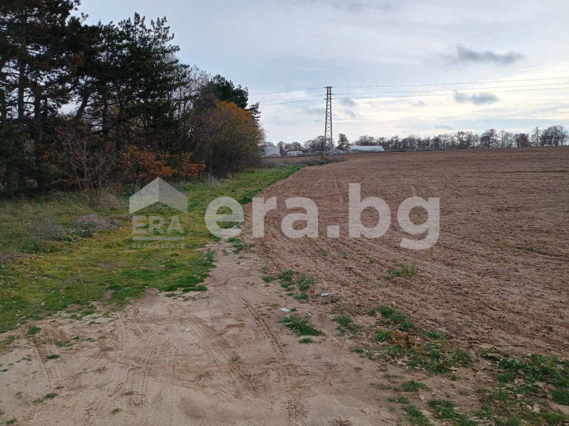 Продава ПАРЦЕЛ в област Варна, с. Приселци - 5130 кв.м / 153 900 € » 301 002.24 лв., ЕРА ВИЗИЯ