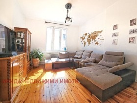 2 bedroom Tsentar, Sofia