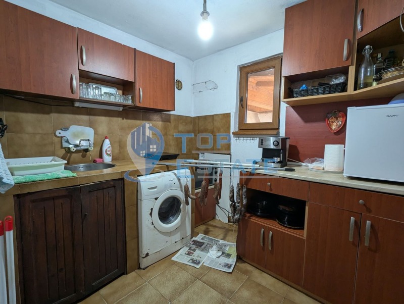 Продава КЪЩА, гр. Дряново, област Габрово, снимка 4 - Къщи - 48389780