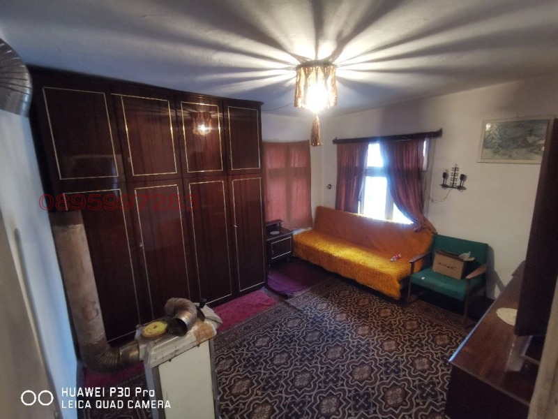 Продава КЪЩА, с. Дряновец, област Разград, снимка 11 - Къщи - 52782740