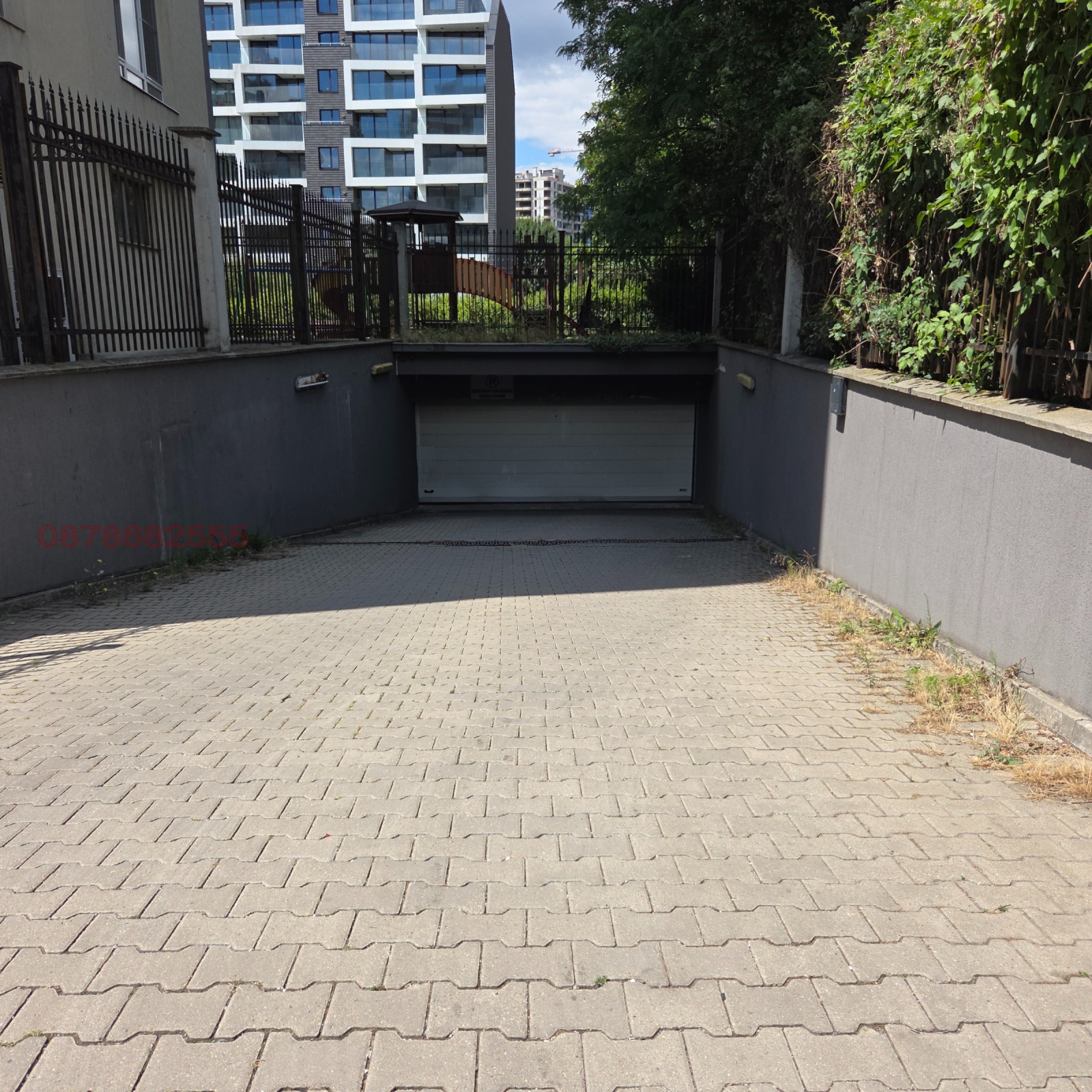 Продава ГАРАЖ, ПАРКОМЯСТО, гр. София, Дианабад