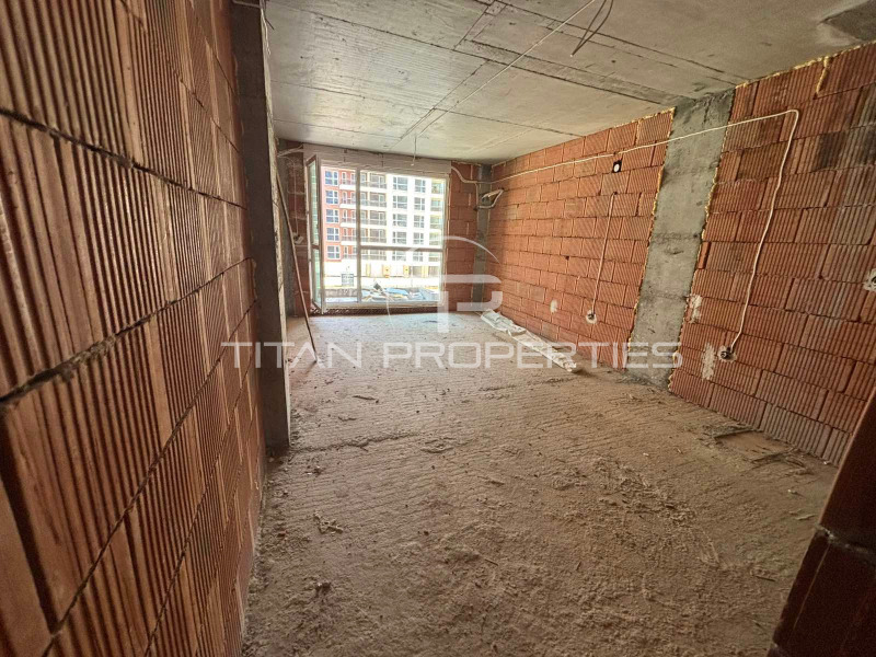 For Sale  2 bedroom Plovdiv , Yuzhen , 107 sq.m | 77491890