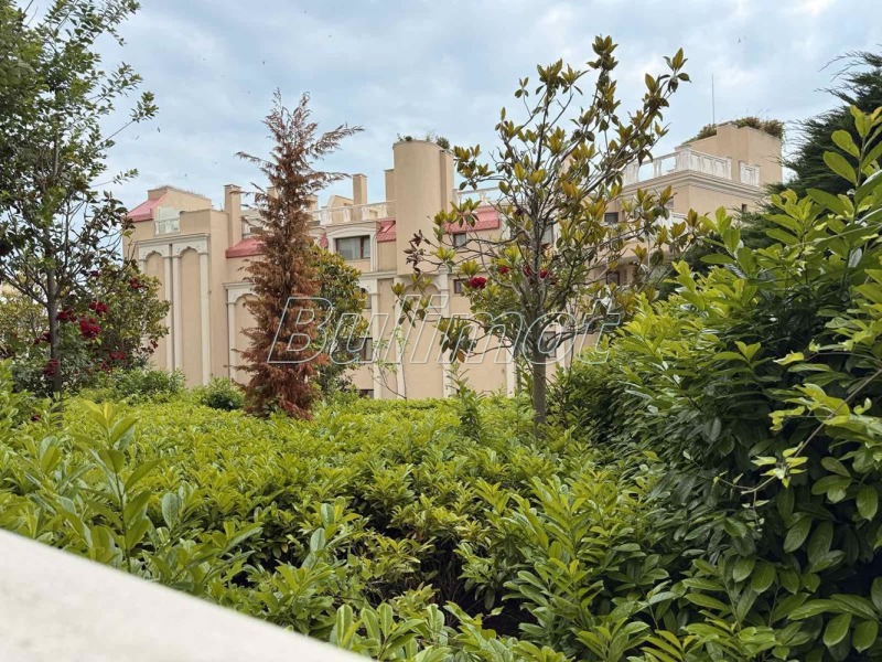 En venta  2 dormitorios Varna , k.k. Chayka , 142 metros cuadrados | 79030621
