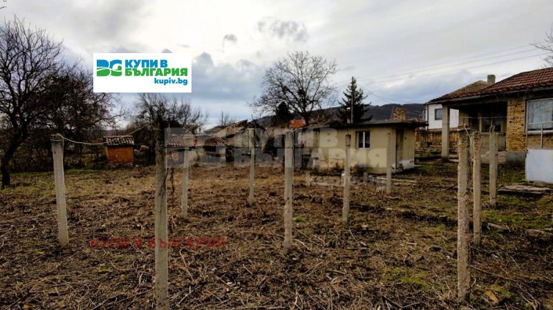 Продава КЪЩА, с. Невша, област Варна, снимка 12 - Къщи - 52224495