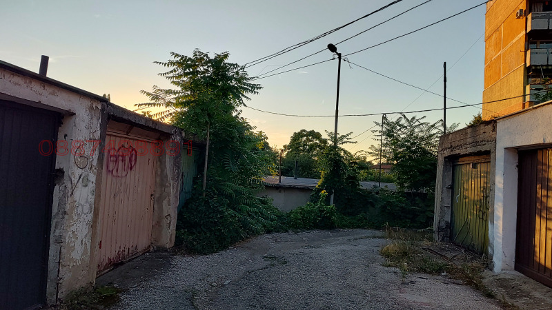 Продава ГАРАЖ, ПАРКОМЯСТО, гр. Враца, Река Лева