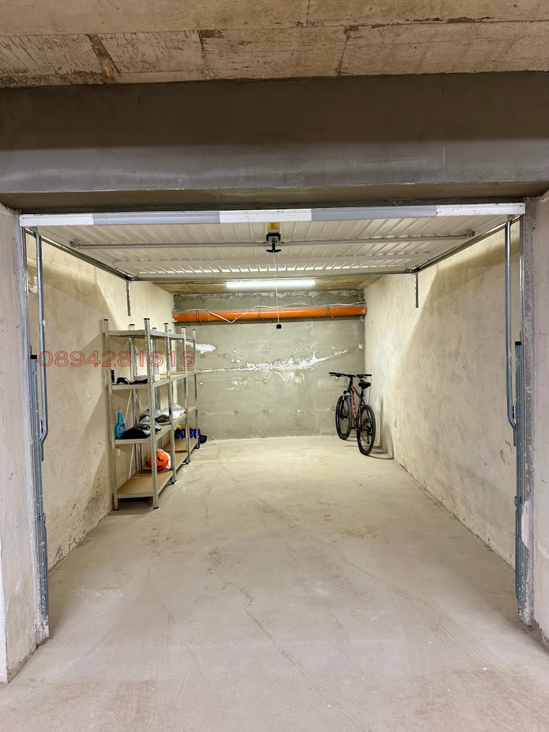 Продава ГАРАЖ, ПАРКОМЯСТО, гр. София, Малинова долина