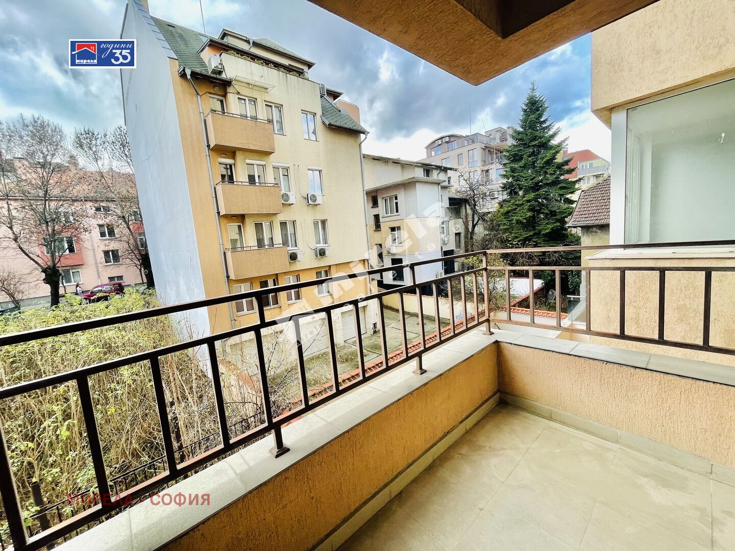 Продава 3-СТАЕН, гр. София, Докторски паметник, снимка 15 - Апартаменти - 55689190