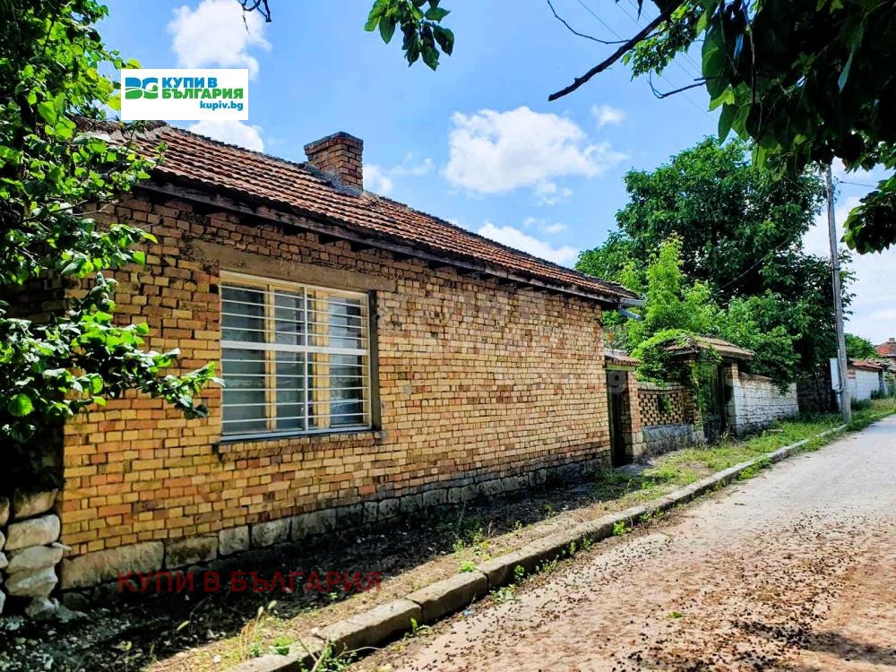Продава КЪЩА, с. Невша, област Варна, снимка 2 - Къщи - 52224495