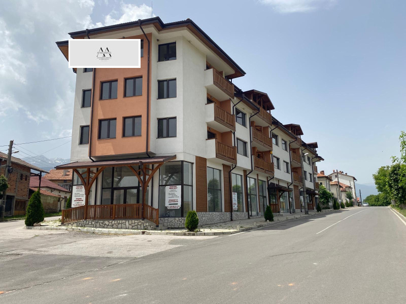 Продава МАГАЗИН в област Благоевград, гр. Добринище - 140 кв.м / 98 000 € » 191 671.34 лв., АА АПАРТАМЕНТИ