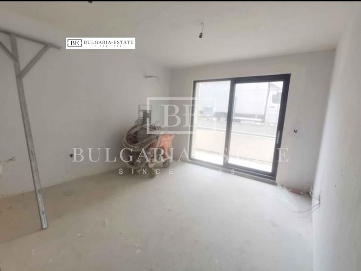 Продава  1-стаен град Варна , к.к. Св.Св. Константин и Елена , 40 кв.м | 74745693