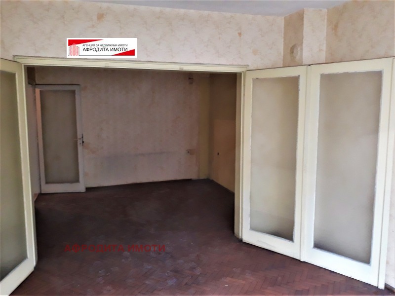 À venda  2 quartos Stara Zagora , Centar , 78 m² | 78839858