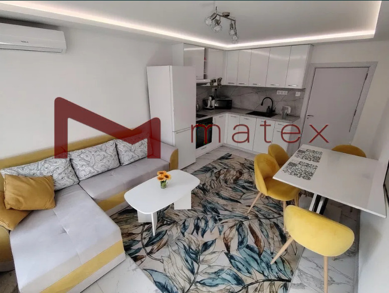 Продава 4-СТАЕН, гр. Варна, Левски 1