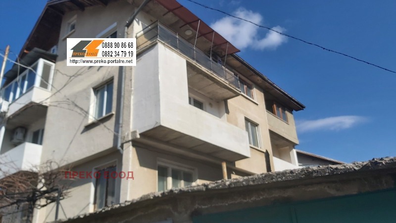 In vendita  Piano della casa regione Vratsa , Mezdra , 140 mq | 56771202