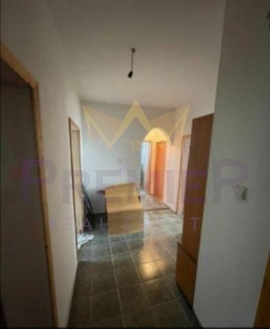 Продава ЕТАЖ ОТ КЪЩА, гр. Пловдив, Прослав, снимка 5 - Етаж от къща - 54913247