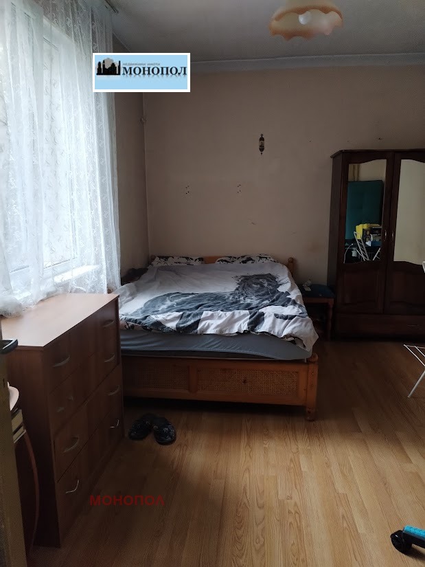Продава КЪЩА, гр. София, Бенковски, снимка 11 - Къщи - 55534921