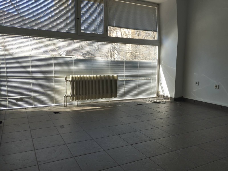 Προς πώληση  Κατάστημα Σοφηια , ΤΣενταρ , 230 τ.μ | 77698122 - εικόνα [5]