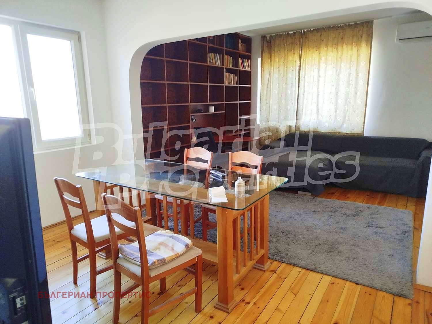 Продава ЕТАЖ ОТ КЪЩА, гр. Шумен, Център, снимка 2 - Етаж от къща - 51486844