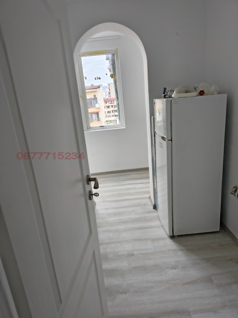 Продава 1-СТАЕН, гр. Варна, Колхозен пазар, снимка 5 - Апартаменти - 52863600