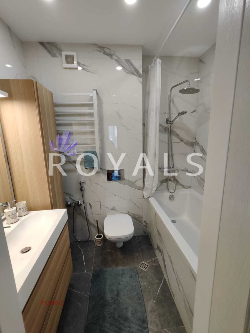 Продава 3-СТАЕН, гр. Варна, Бриз, снимка 7 - Апартаменти - 52537739