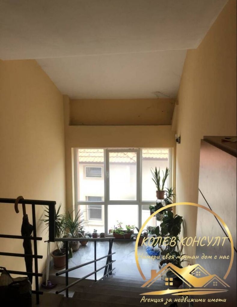 Продава ЕТАЖ ОТ КЪЩА, гр. Хасково, Училищни, снимка 2 - Етаж от къща - 54513151