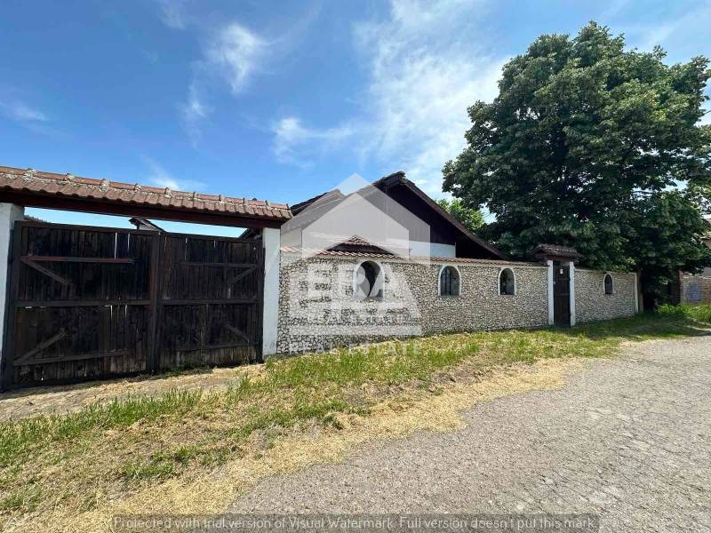 Na sprzedaż  Dom region Ruse , Marten , 127 mkw | 83183099 - obraz [2]