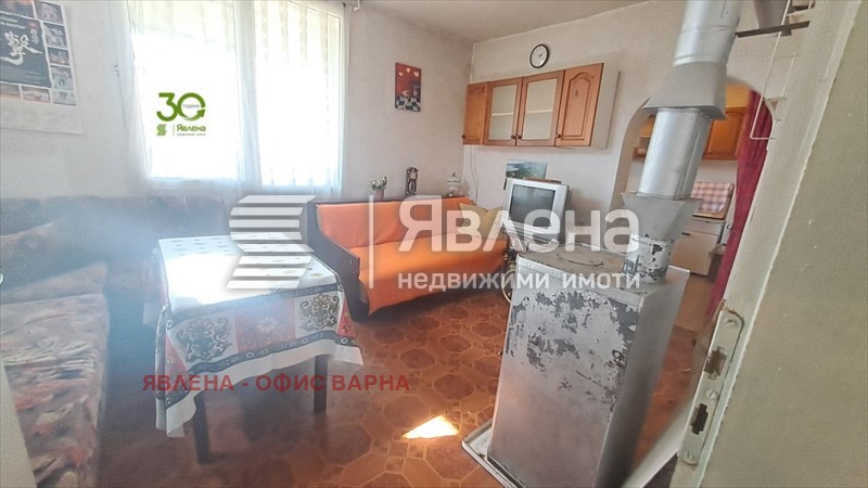 Продава КЪЩА, с. Калиманци, област Варна, снимка 5 - Къщи - 55305134
