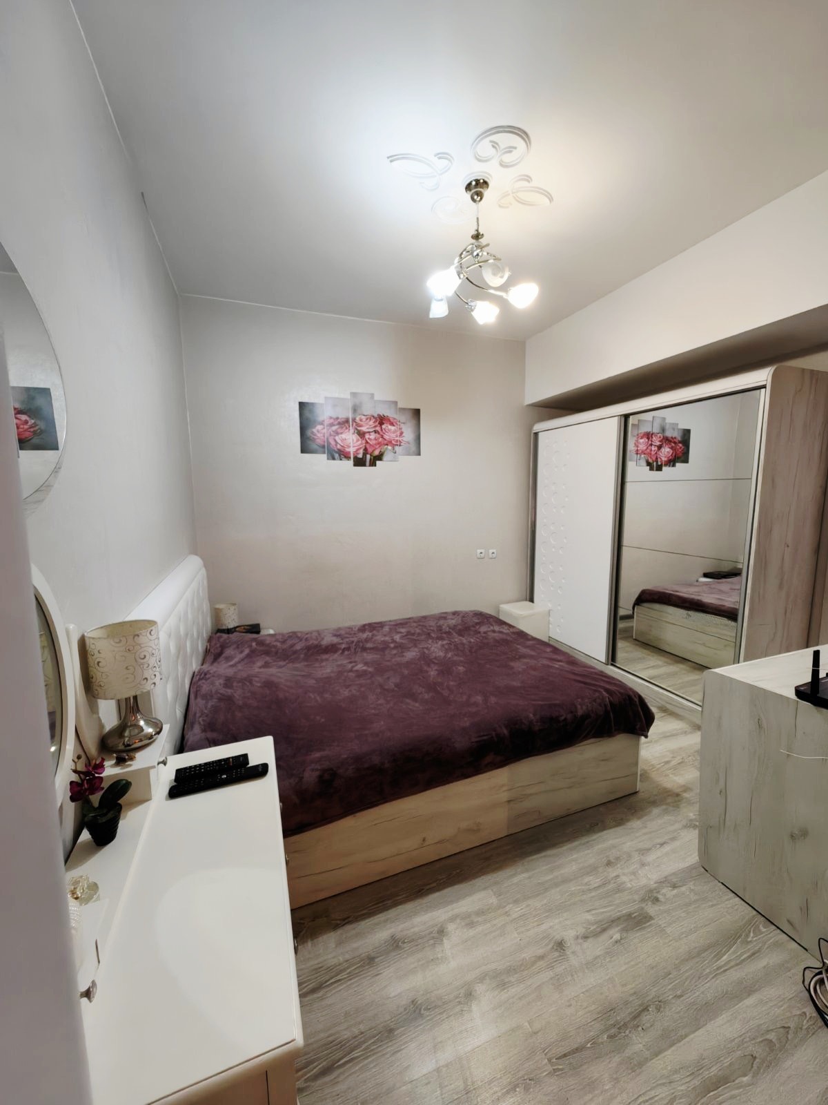 Продава 3-СТАЕН, гр. София, Лагера, снимка 2 - Апартаменти - 53072418