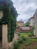 Продава КЪЩА, гр. Плевен, Идеален център, снимка 2