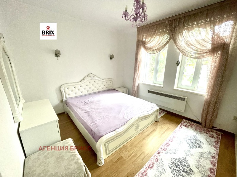 Продава КЪЩА в град Русе, Център - 236 кв.м / 206 000 € » 402 900.98 лв., АГЕНЦИЯ БРИКС