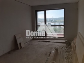 1 chambre Pogrebi, Varna 8